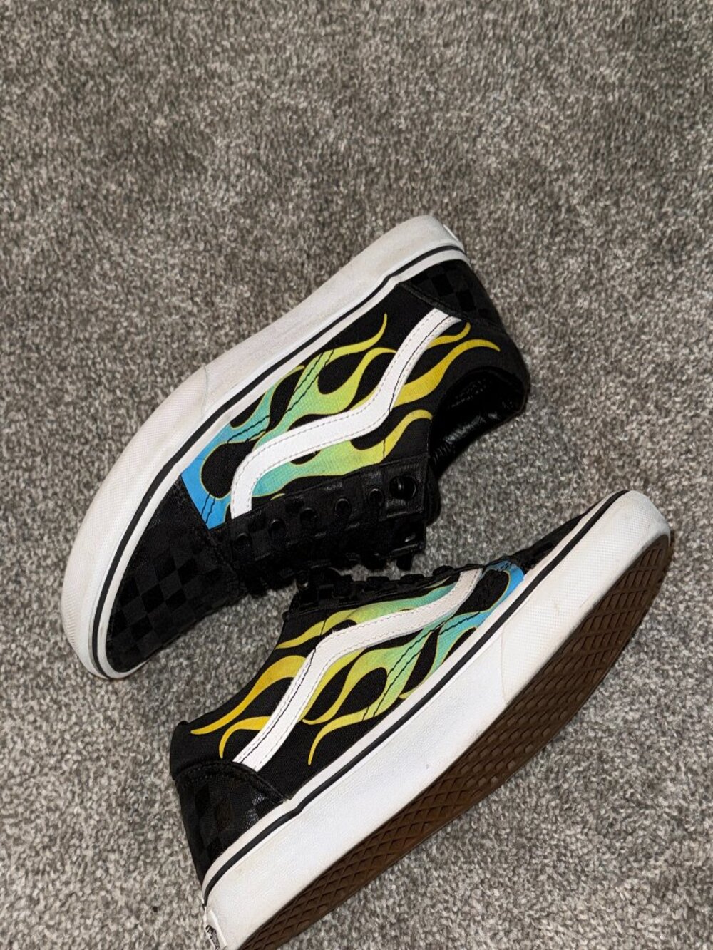 Youth / Boys (Unisex) Glow Flame Vans Old Skool US6/UK5